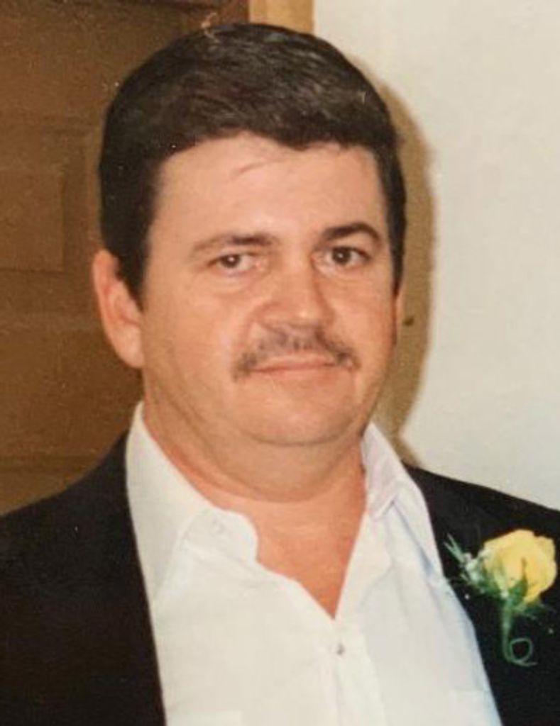 Brett Tracy Richardson Profile Photo
