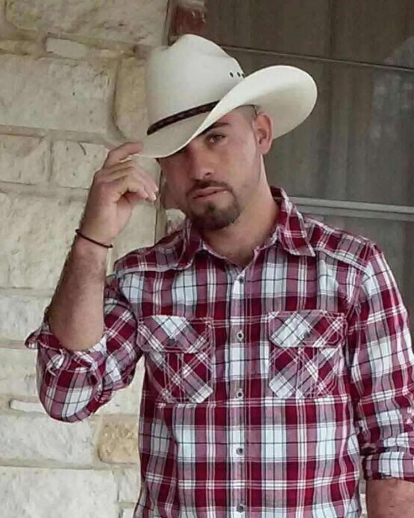 Eduardo Mora Profile Photo