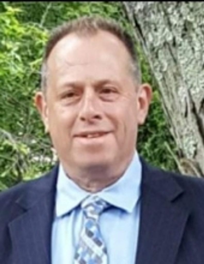 Van James Lewis,I