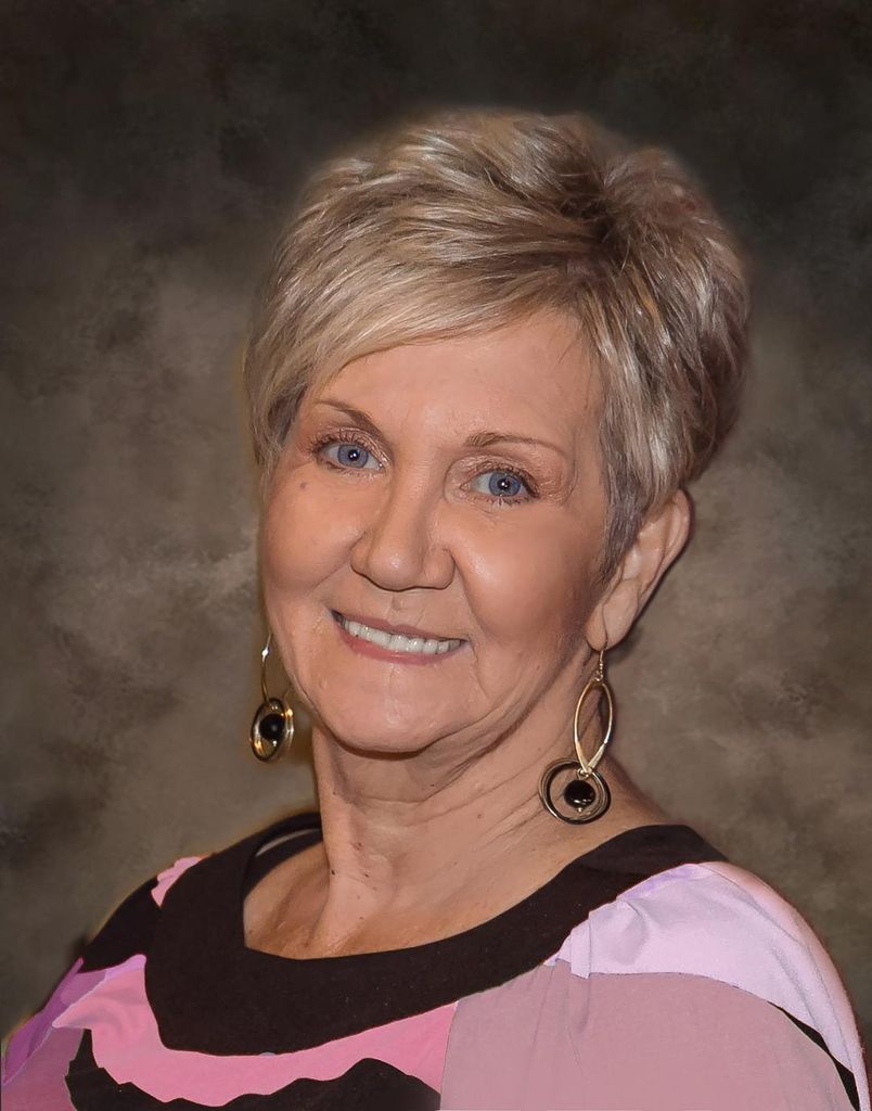 Mrs Gloria Diane Harris Profile Photo