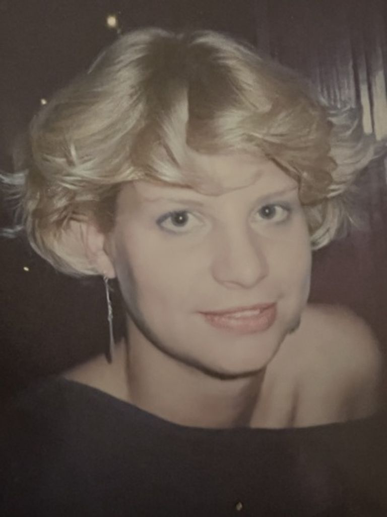 Corinna Nicole Cox Profile Photo