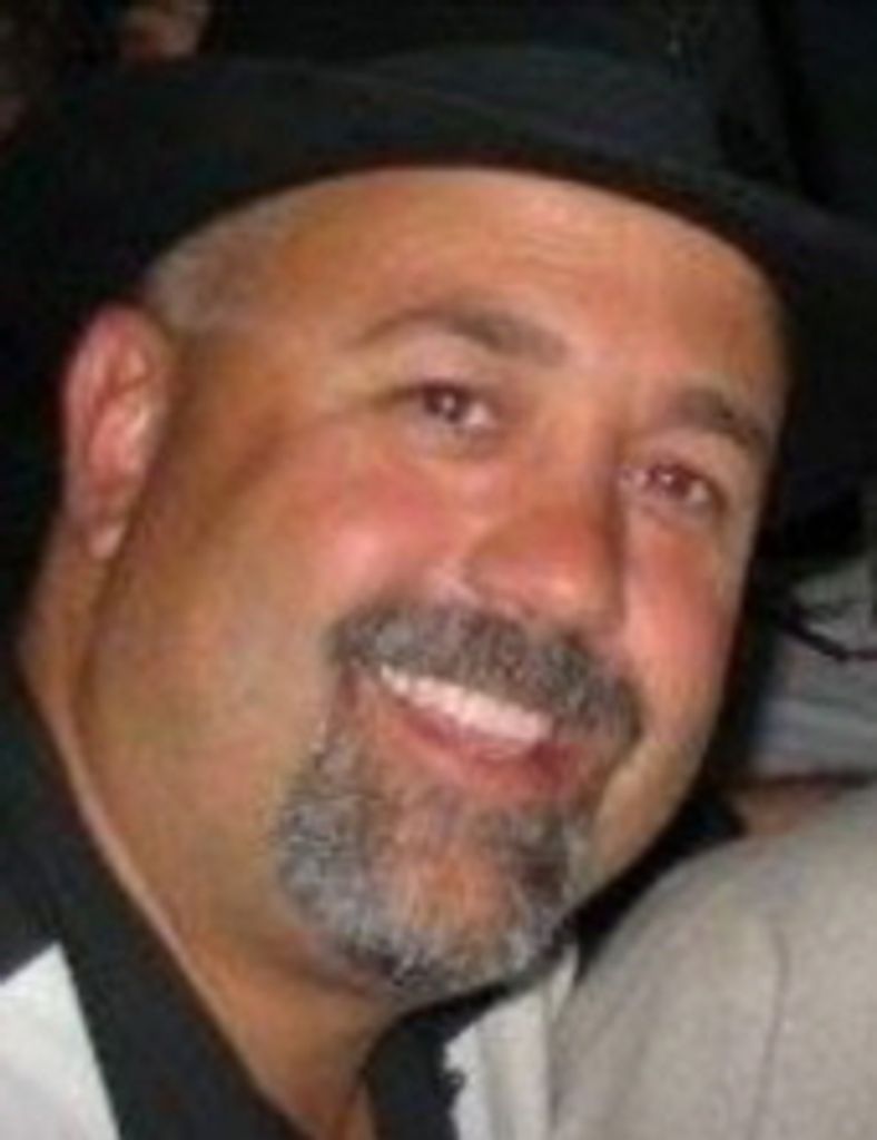 Bart  "Buzz" Famularo