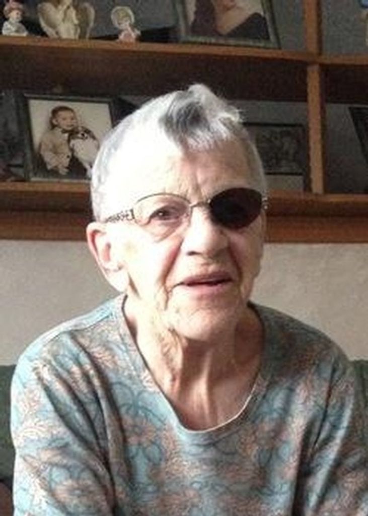 Pauline Lorraine Labrecque