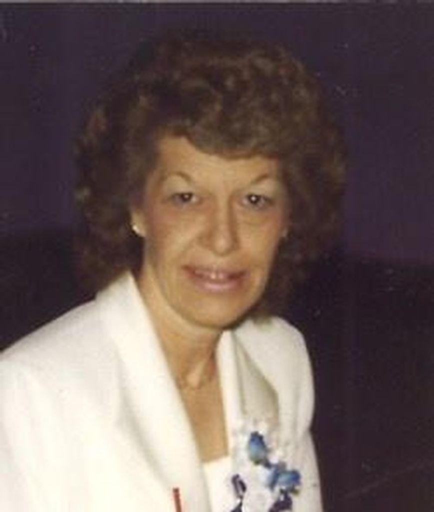 Lola Marie Hofmaster