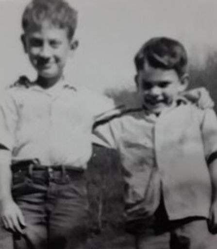 Gordon Sizemore photo gallery thumbnail 5 of 149
