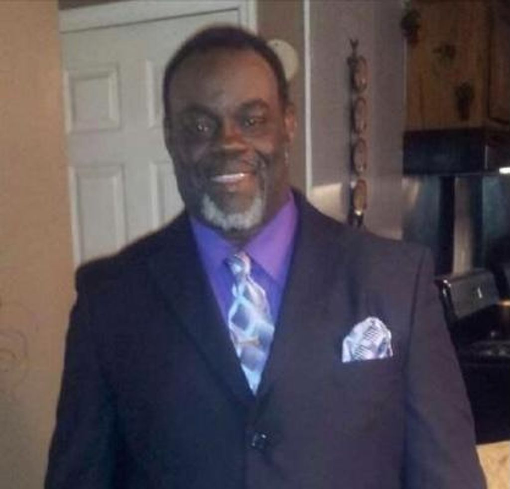 Mr. Earl Franklin Brown, Sr. Profile Photo
