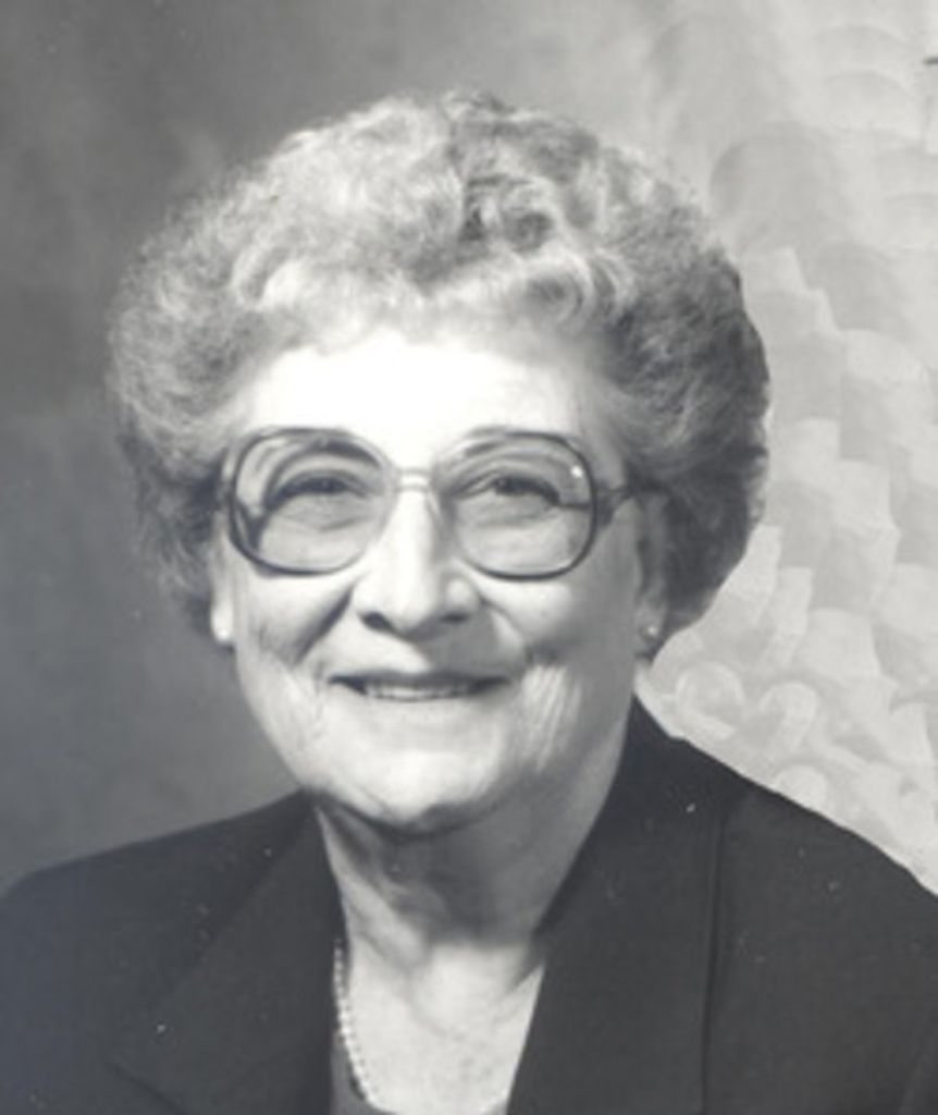 Adelia "Dee" Killian