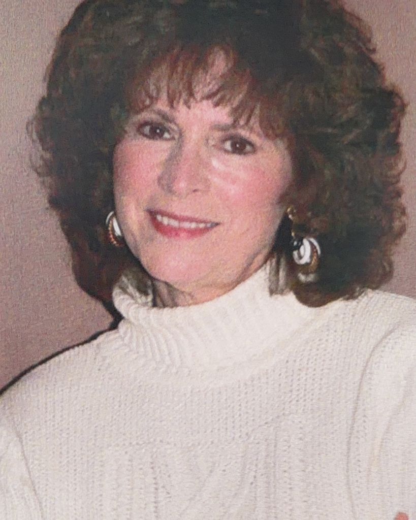 Elaine Hardiman Spence Profile Photo