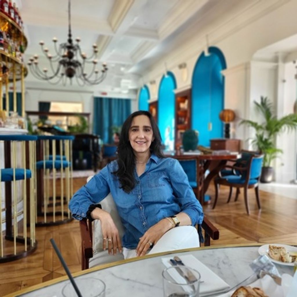 Myriem Bayali Profile Photo