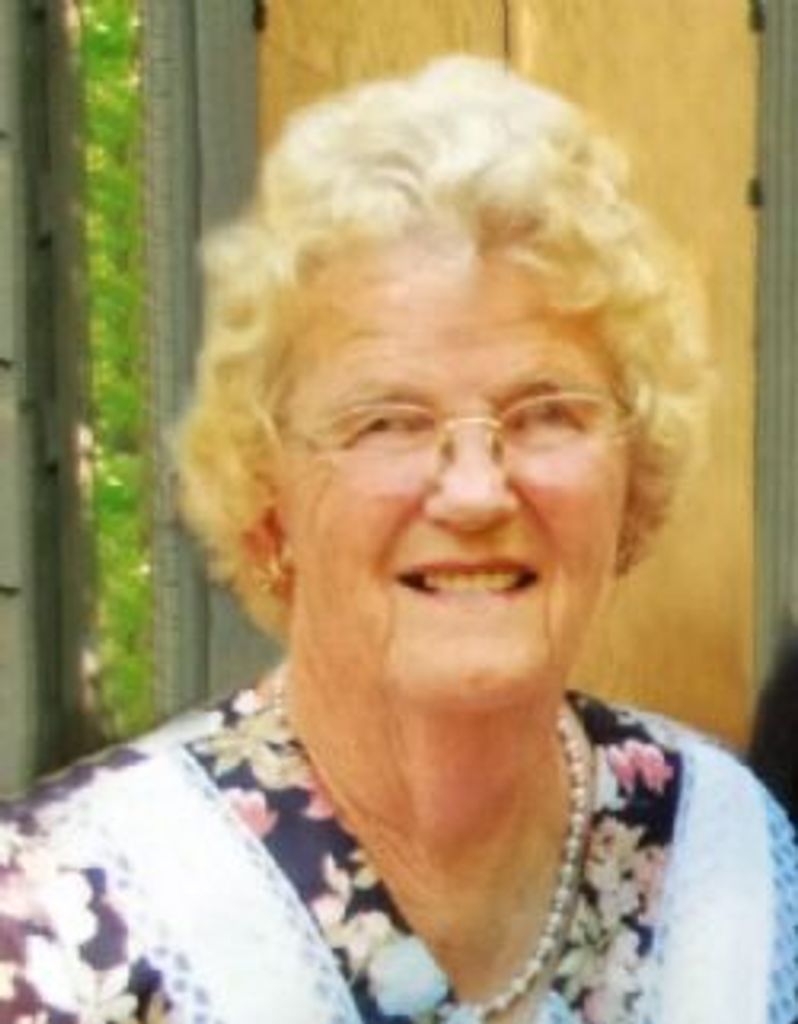 Evelyn Detar
