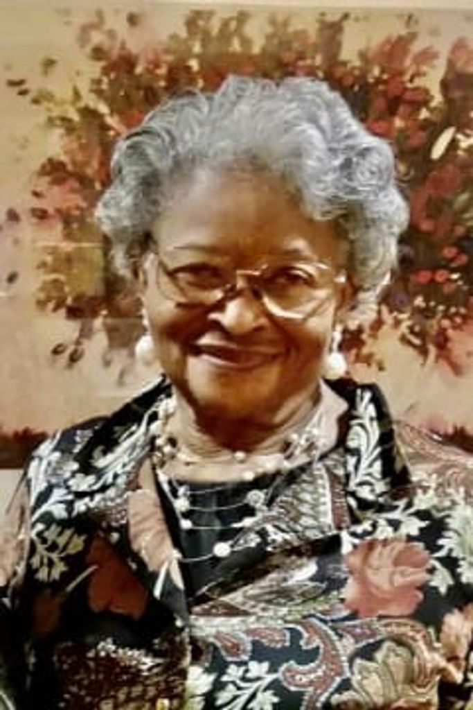 Ms. Louise  Croom