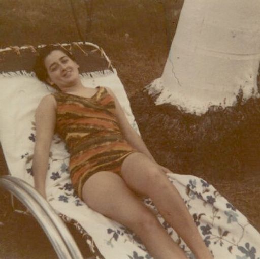 Graciela Nelly Sogamoso photo gallery thumbnail 8 of 83