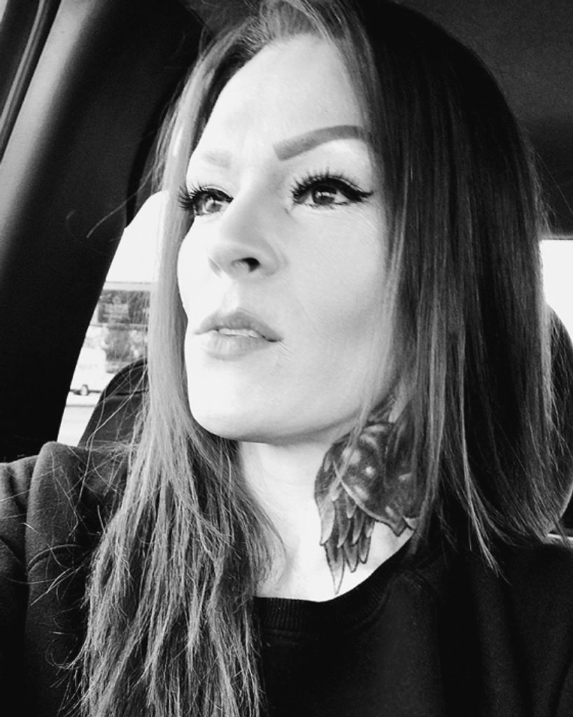 Nicholle Lynn Lockyer