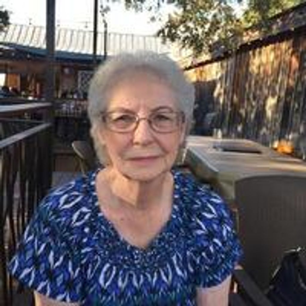 Shirley Bauer