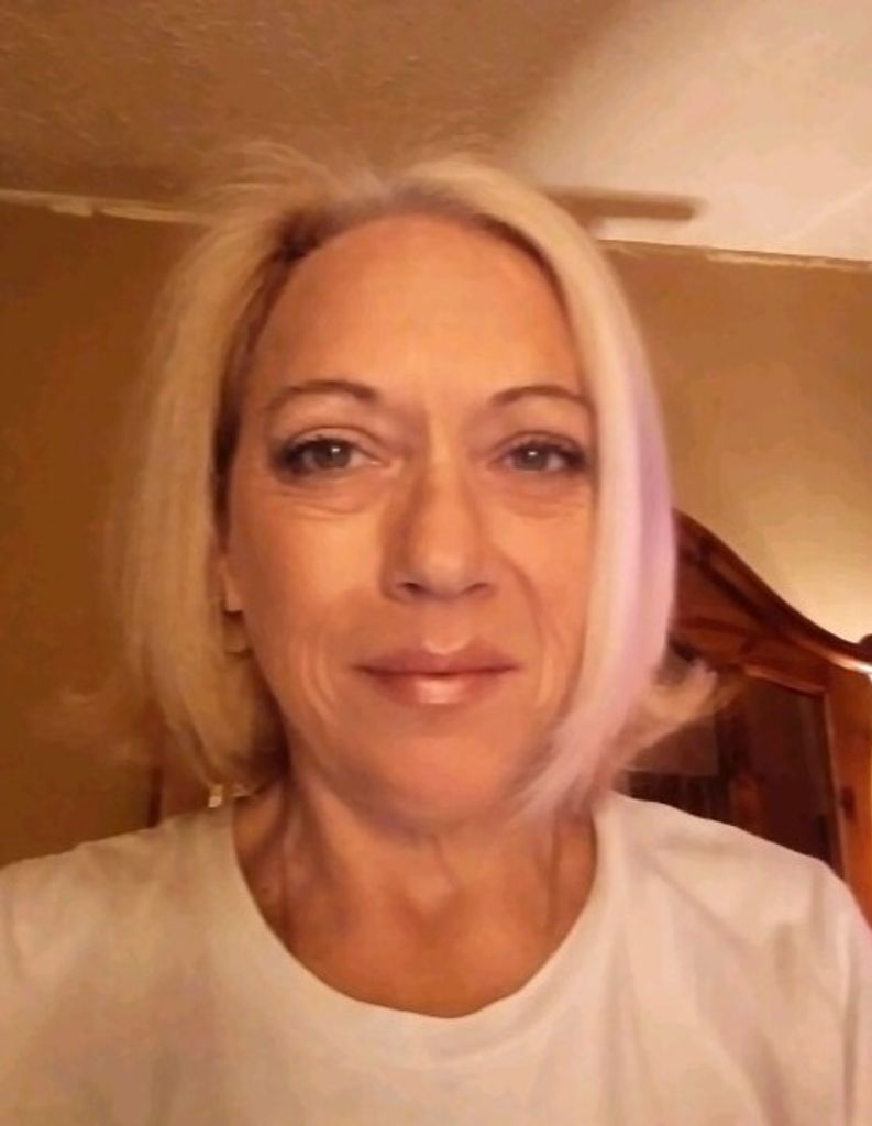 Dawn Sarie Hoare