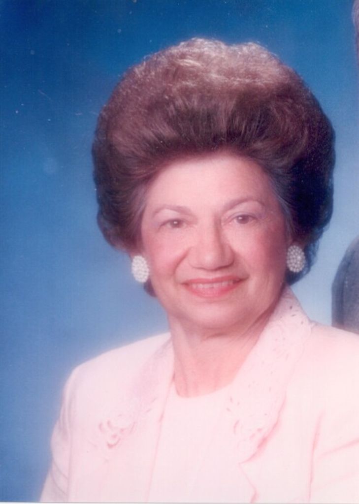 Laura (Dipiero)  Cherol