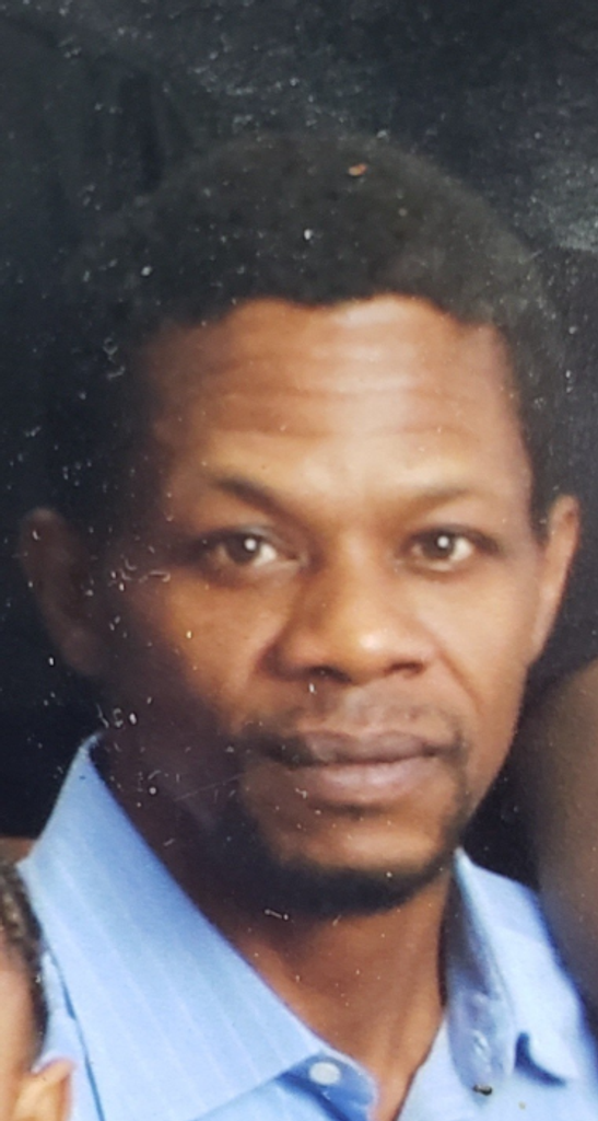 Luther Davis