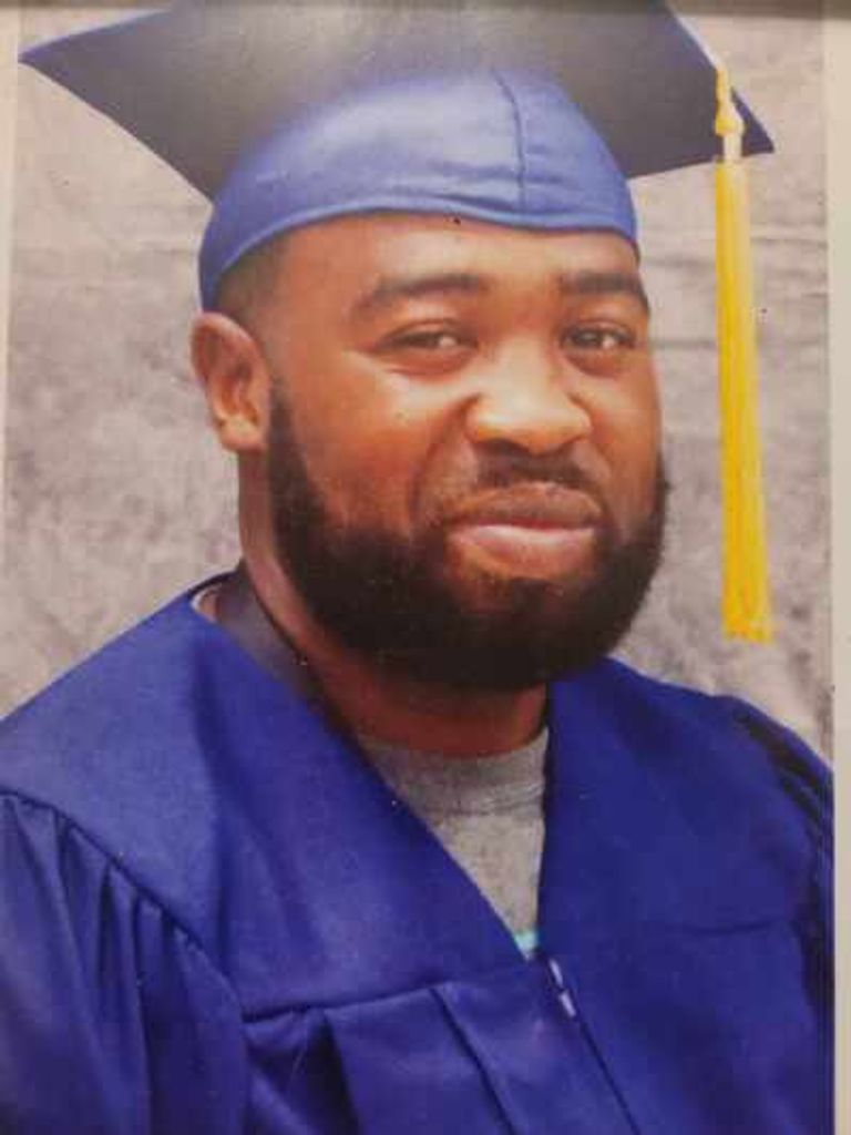 Tacarus "Lil Daddy" Drew Profile Photo