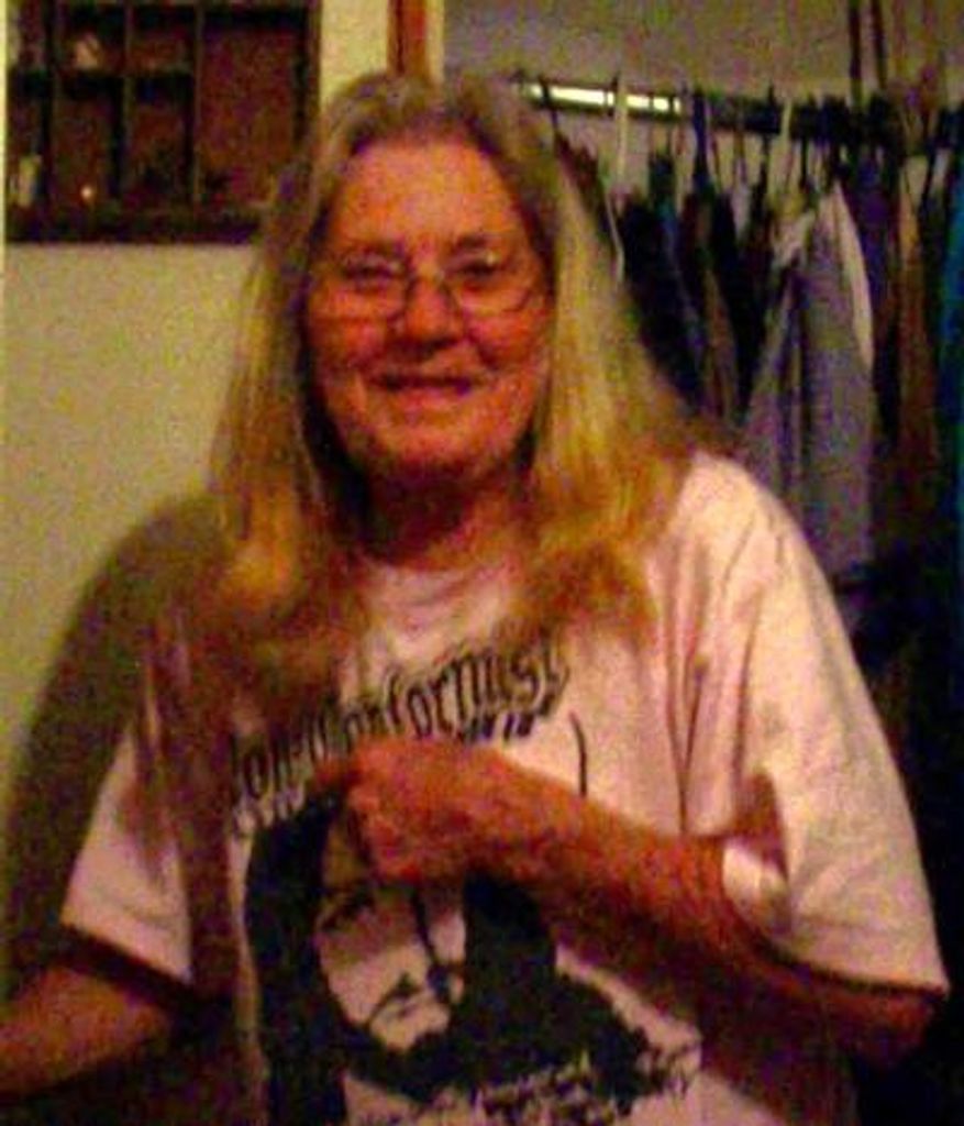 Carolyn Wyatt Hopper Profile Photo