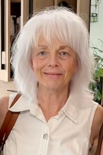 Anita Johnson photo gallery thumbnail 5 of 7