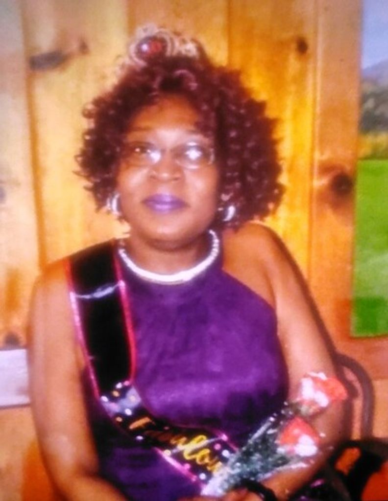 Tracy Ross Spinner Profile Photo