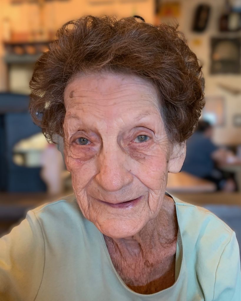 Carol Jean Roberts Profile Photo