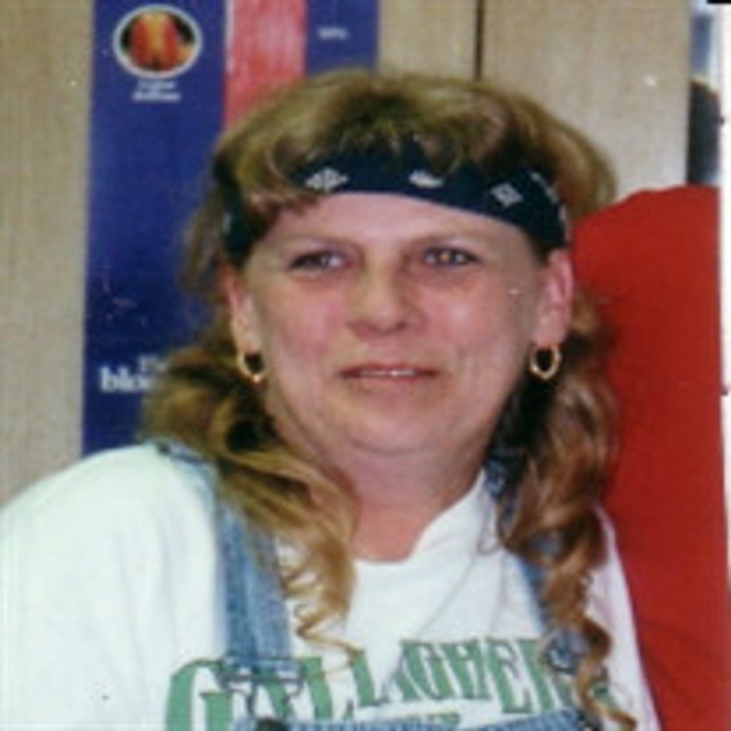 Joyce Ouellet Profile Photo