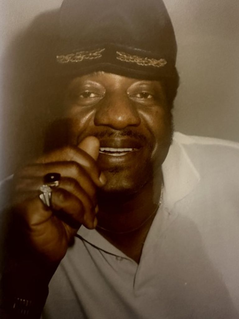 Lloyd Davis, Jr. Profile Photo