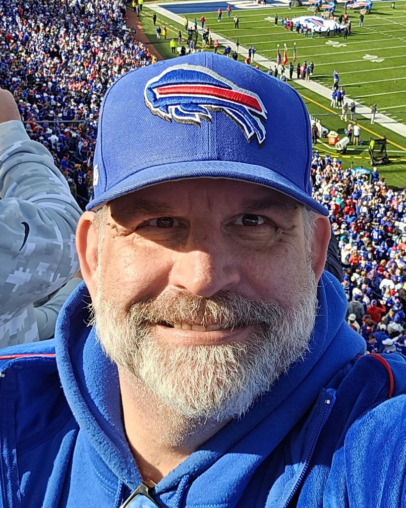 James Robert "Jamie" Cummins