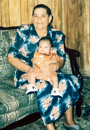 Tomasa Ramirez Torres photo gallery thumbnail 16 of 138