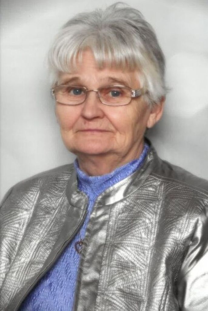 Madonna Hynes (Nee. Jones) Profile Photo