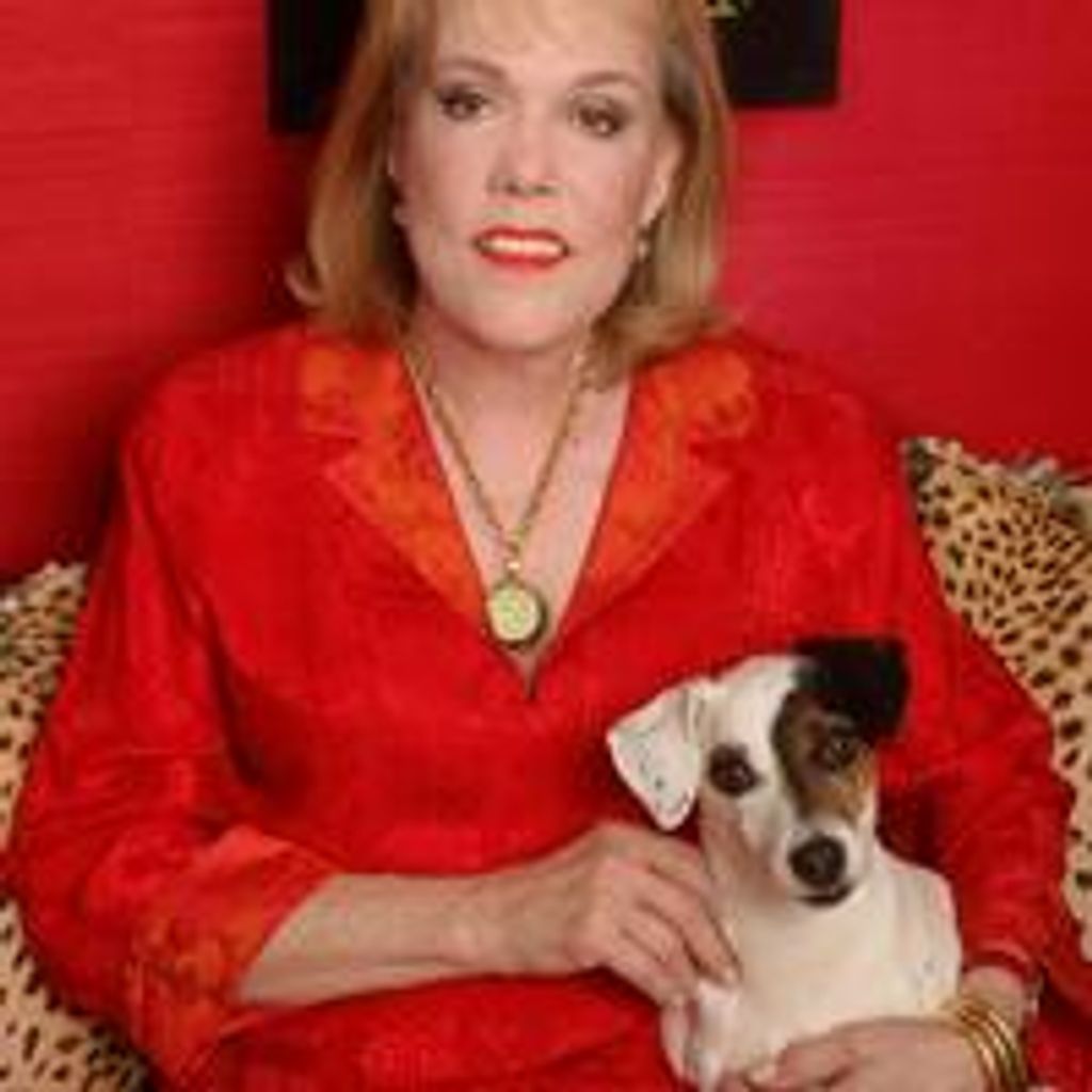 Lynn Chase