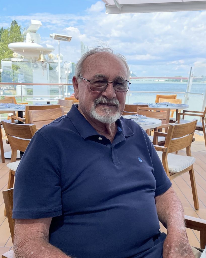 Robert "Bob" Jay Manning