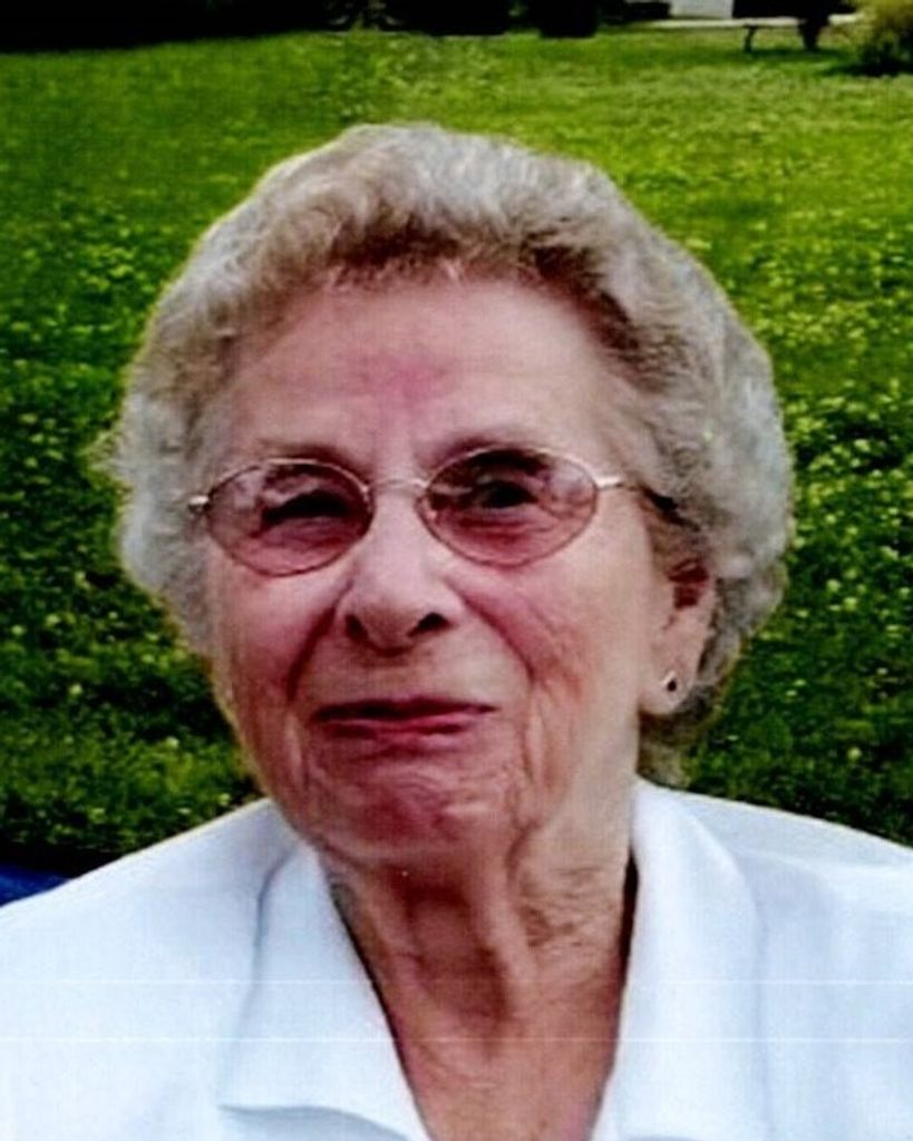 Dorothy Schluter Profile Photo