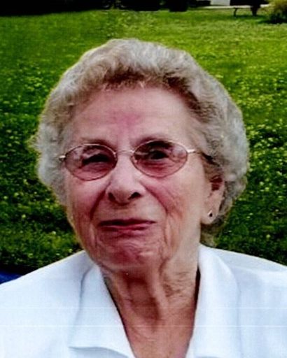 Dorothy Schluter's obituary image