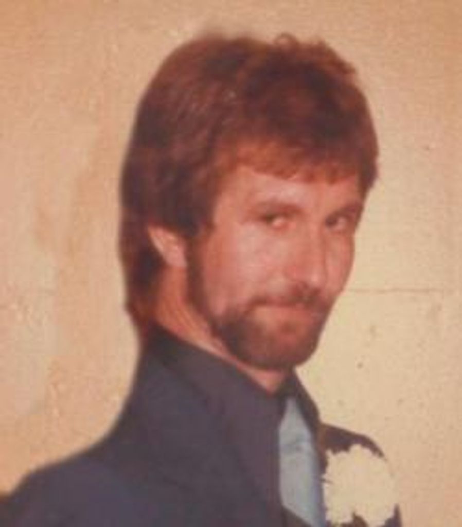 Ernie Schachner Profile Photo