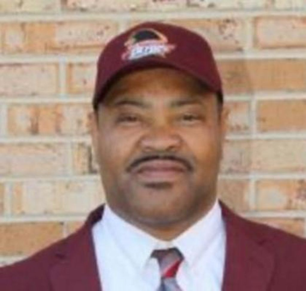 Clarence Leon Davis Profile Photo