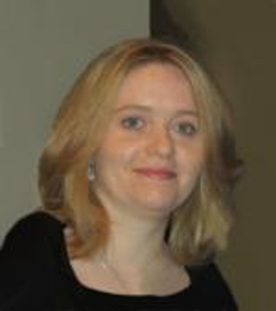 Amanda L Carver