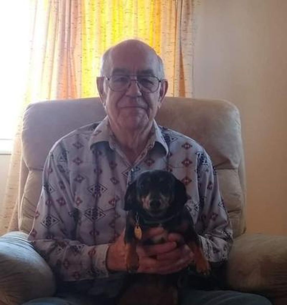 Leonard Everett Johnson Profile Photo