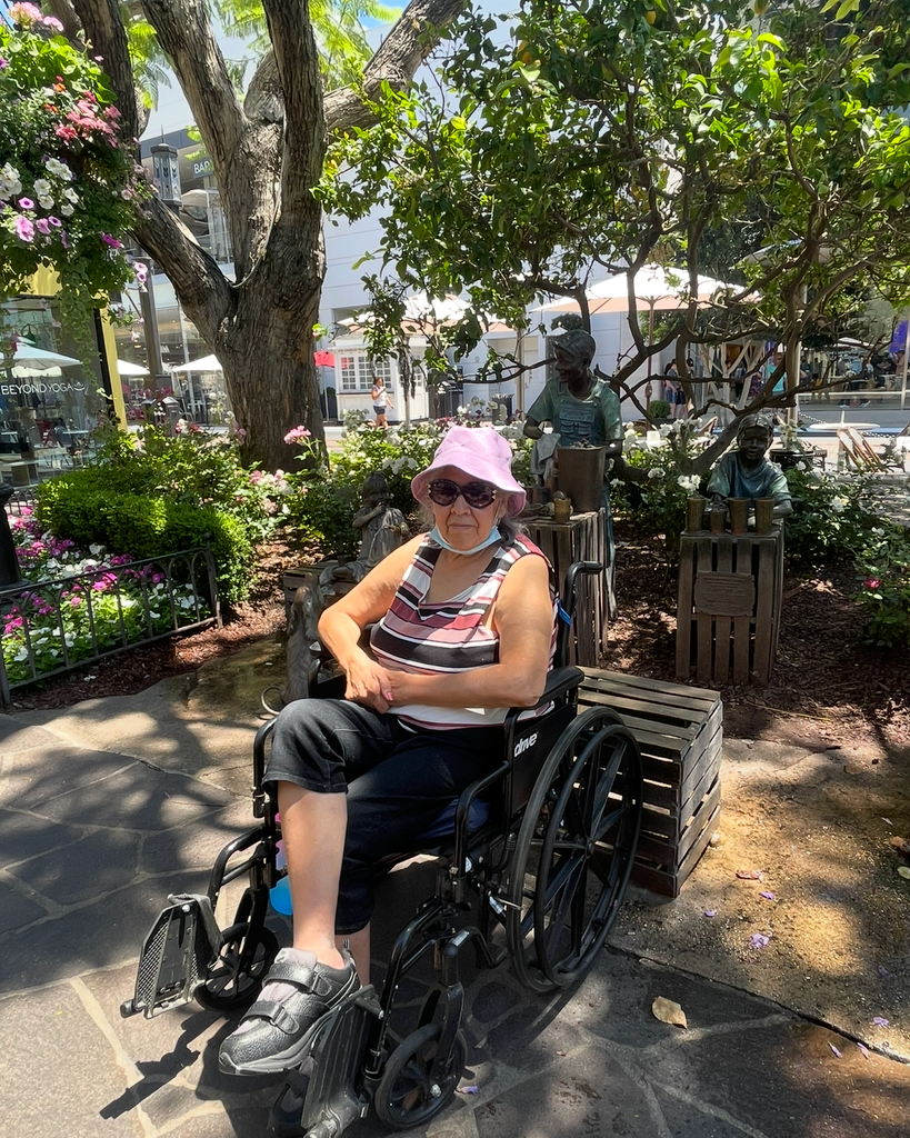 Miriam Divas Mazariegos Profile Photo