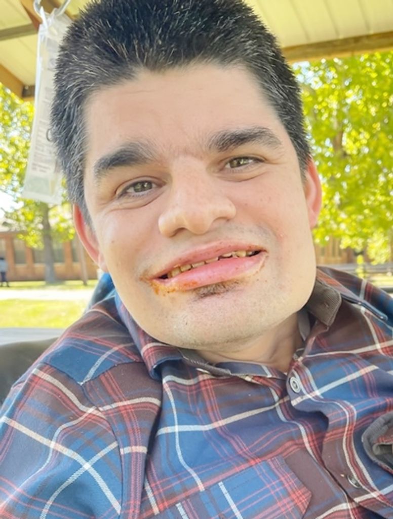 Charles Derrick Richard Profile Photo