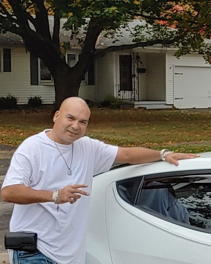 Eladio Pagan Profile Photo