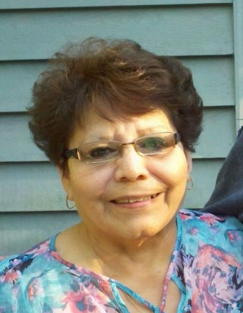 Virginia (Gonzales)  Kitchens Profile Photo