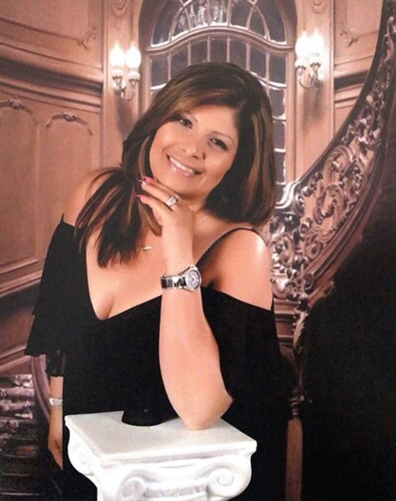 Marina G. Campos Profile Photo