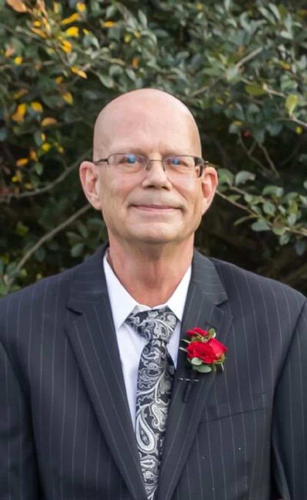 Robert Tomczak Profile Photo
