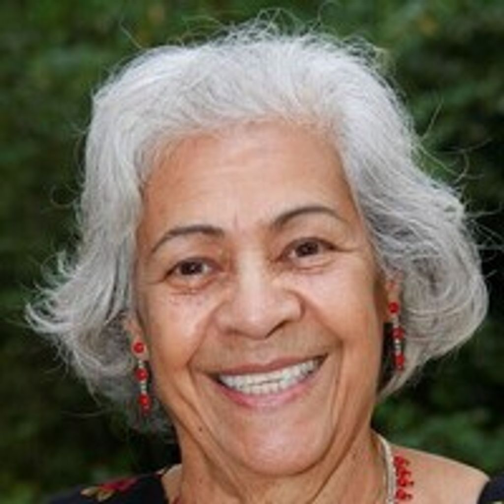 Blanca E. Valldeperas