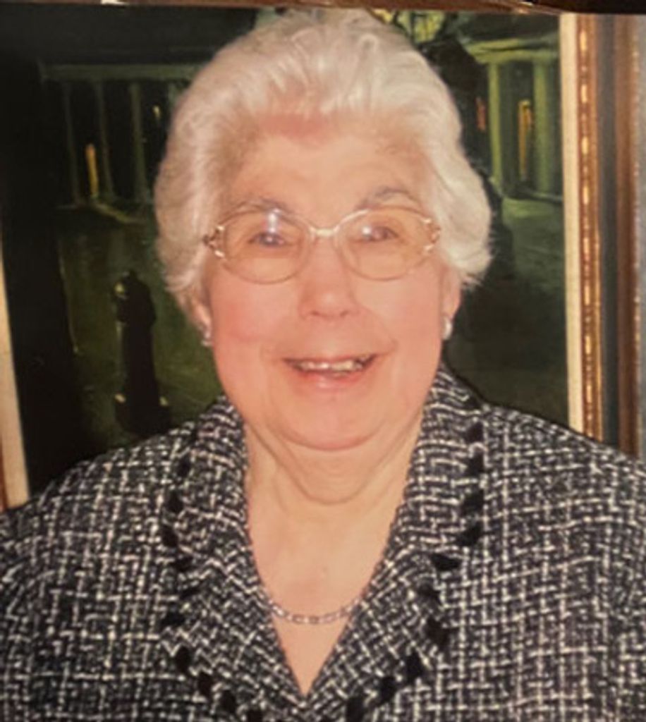 Patricia "Pat" Yialouris Profile Photo