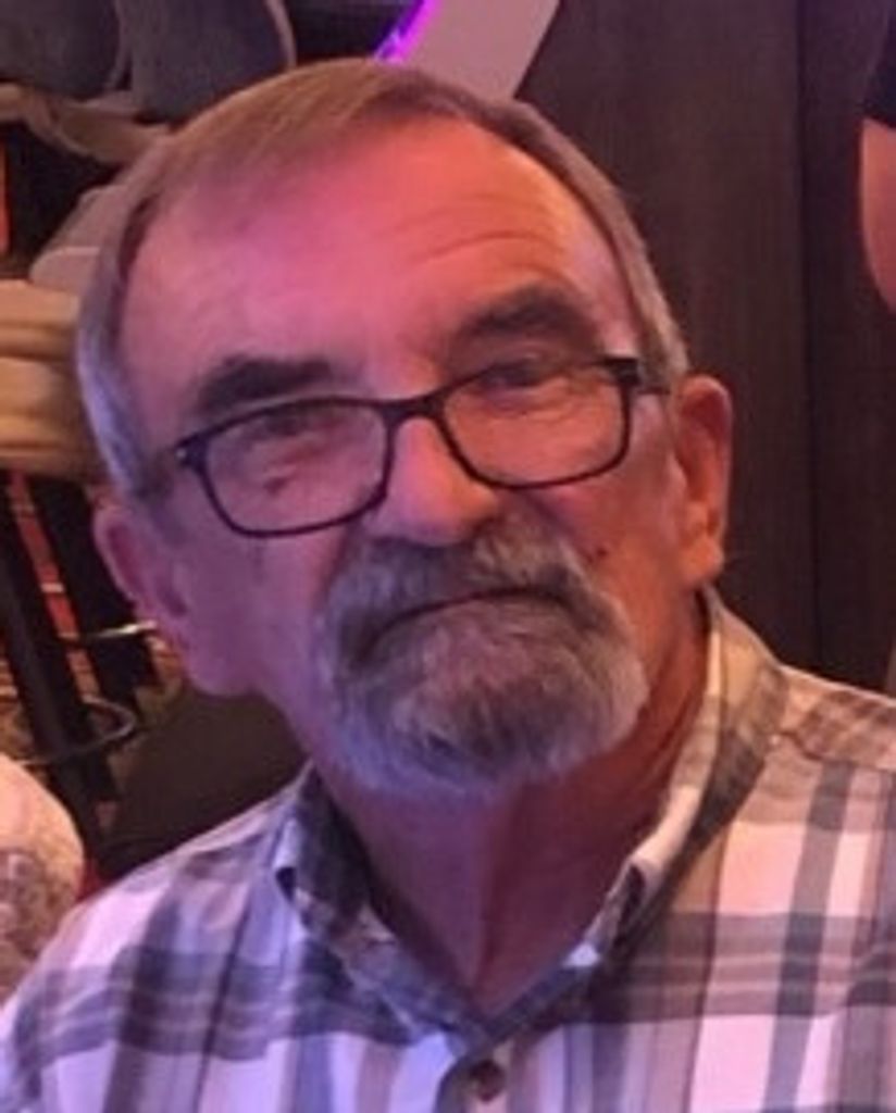 Michael Hogle Profile Photo