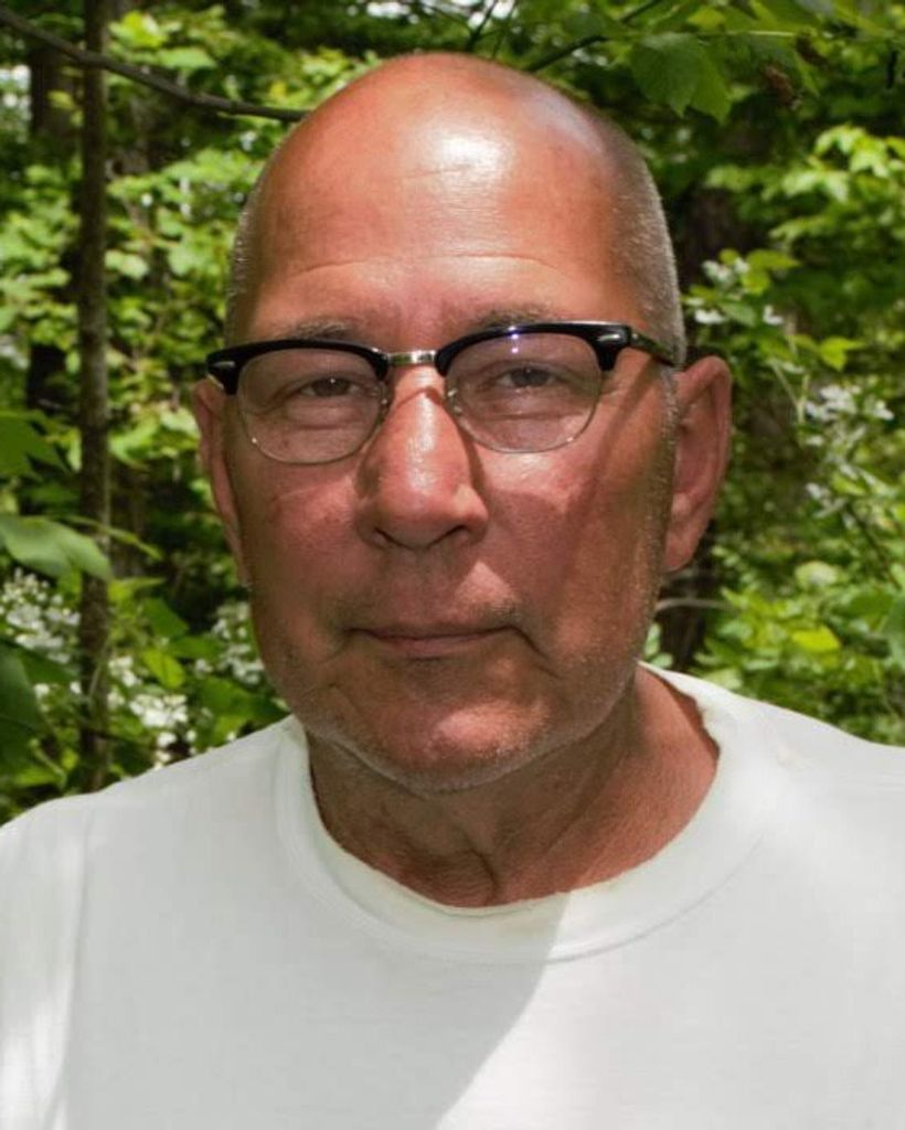 Thaddeus "Ted" Szmania