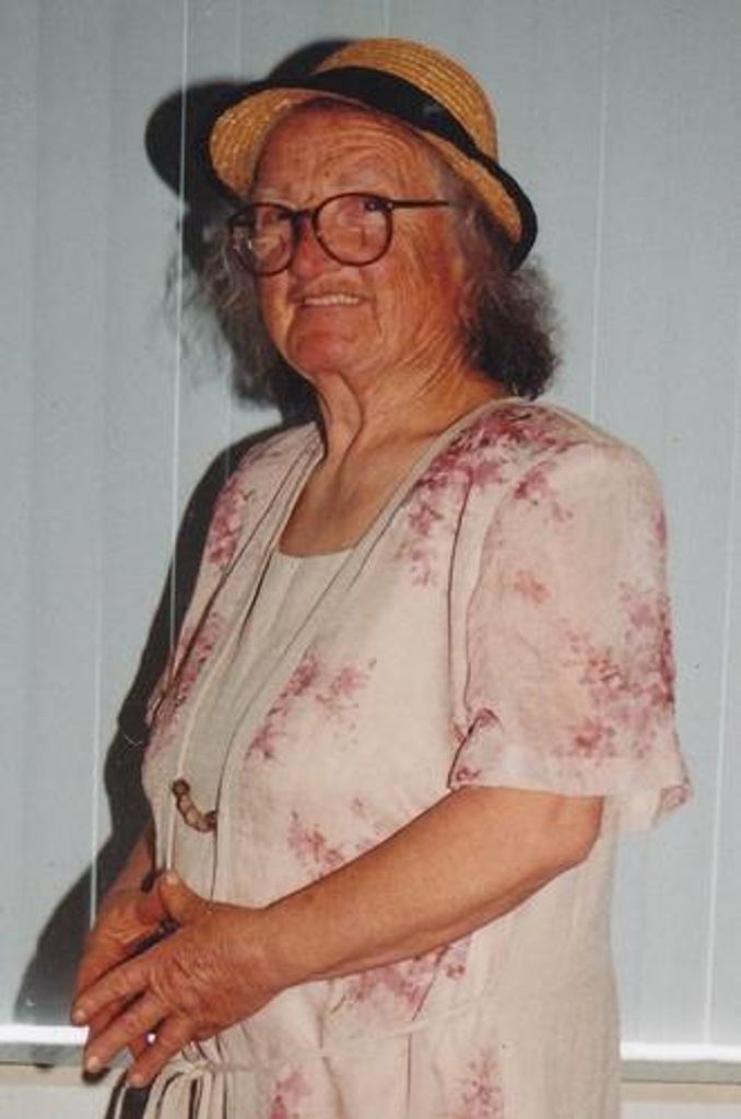 Christine Hays Profile Photo